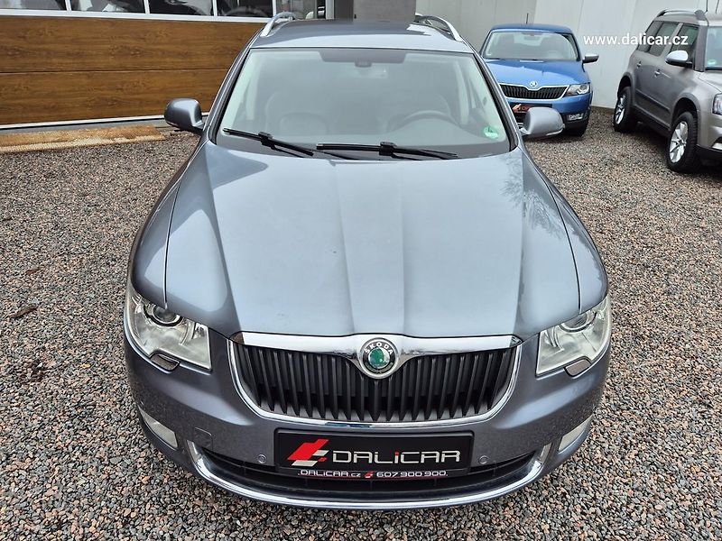 Škoda Superb (2012) 2.0TDi 125KW ELEGANCE XENON - fotka 15 z 50