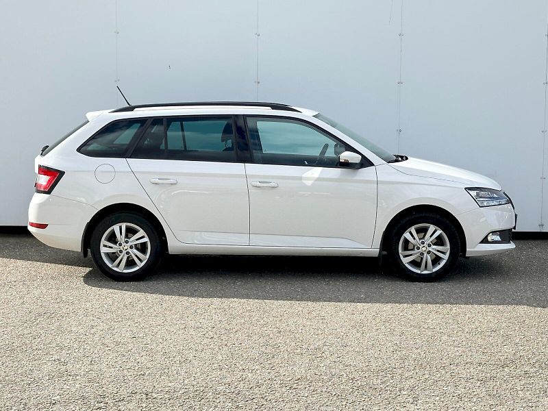Škoda Fabia (2022) Combi 1.0 TSI / 70kW / AMBITIO - fotka 6 z 25