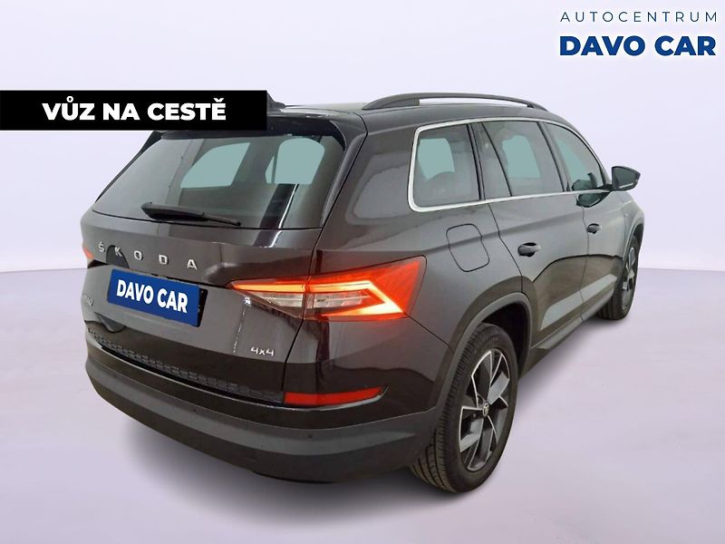Škoda Kodiaq 2.0 TDI DSG 4x4 Style Matrix - fotka 4 z 12