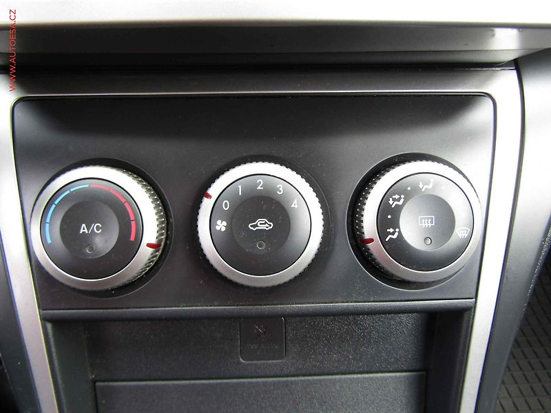 Mazda 6 (2008) 1.8i, ČR, AC, tažné - fotka 12 z 18