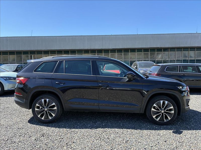 Škoda Kodiaq 2,0 TDI TAŽNÉ,EL.KUFR,MATRIX - fotka 6 z 32
