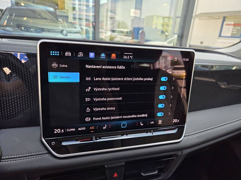 Volkswagen Tiguan (2024) 1.5 eTSI DSG 110kW - fotka 23 z 40