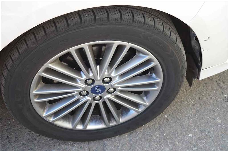 Ford S-MAX (2020) 2,0 D - fotka 15 z 25