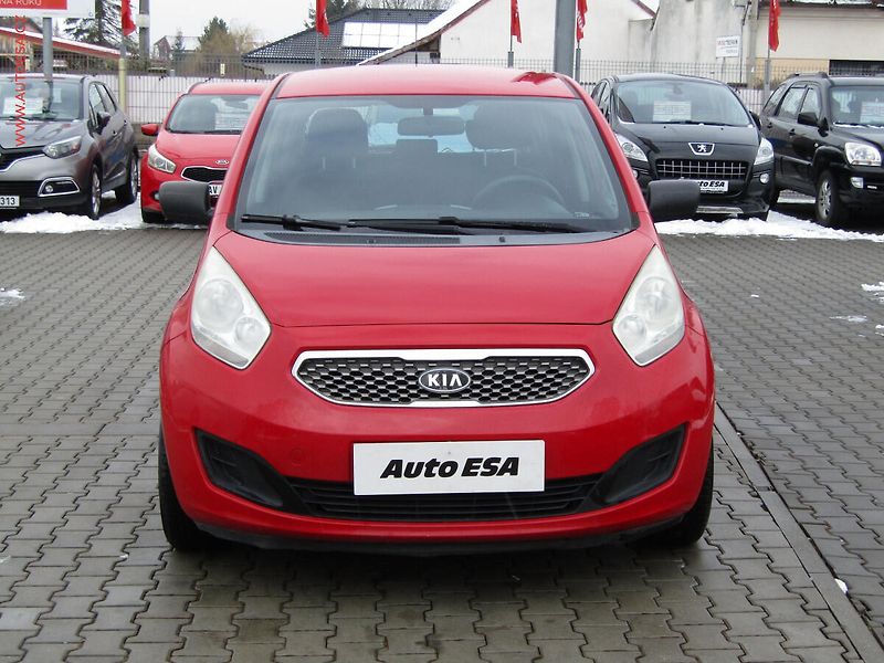 Kia Venga (2010) 1.4CVVT, ČR, TZ - fotka 2 z 17