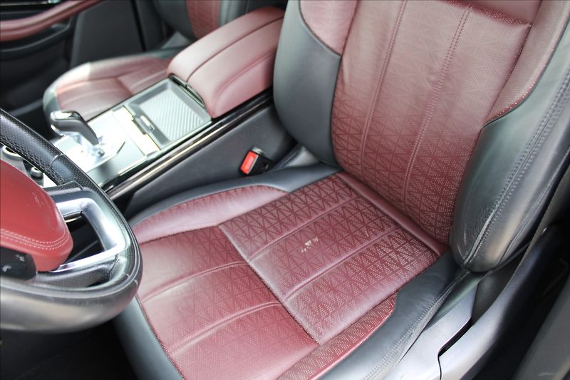 Land Rover Range Rover Evoque 2,0 P250  DPH,4x4,R-DYNAMICS - fotka 32 z 42