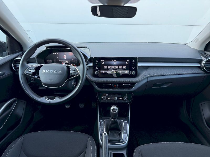 Škoda Fabia (2025) 1.0 TSI 85 kW TopSelection - fotka 5 z 24
