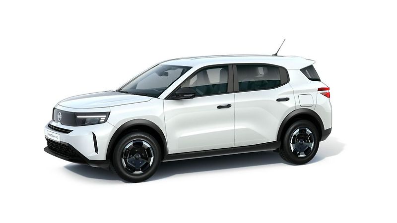 Opel Frontera (2026) Edition Hybrid 1.2T (110k)eDCT - fotka 2 z 9