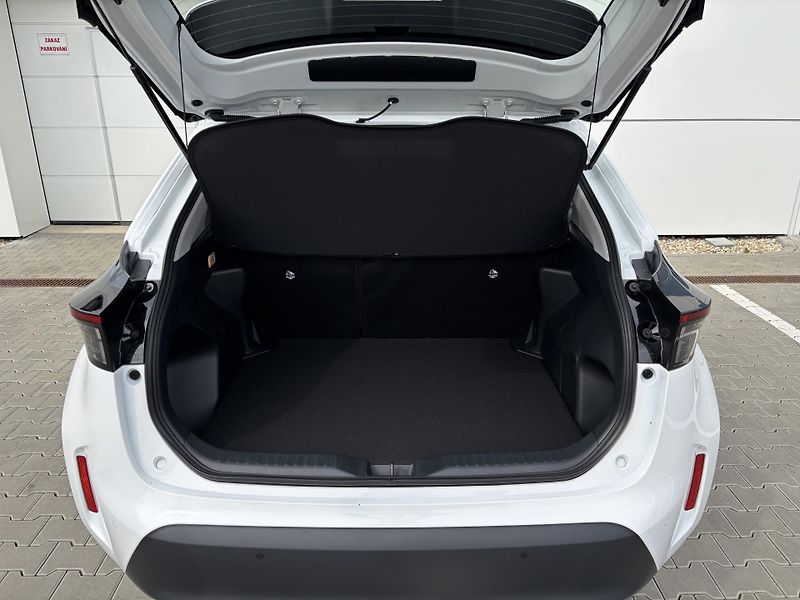 Toyota Yaris Cross (2026) LIMITED EDITION 1,5 HEV AT - fotka 9 z 14