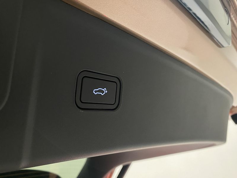 Lynk & Co 08 (2025) MORE PHEV - fotka 28 z 68