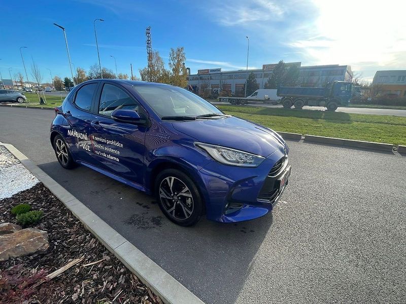 Toyota Yaris 1.5 Hybrid 116k automat Style - fotka 12 z 28