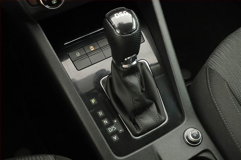 Škoda Octavia (2017) 2.0 TDI, Automat, Navi - fotka 12 z 20