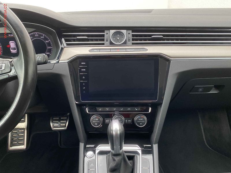 Volkswagen Arteon (2017) 2.0 TDi, Elegance, DSG, šíbr - fotka 12 z 20