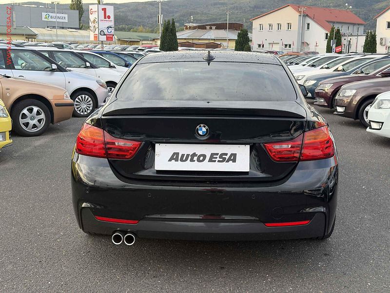 BMW Řada 4 (2014) 2.0d 420d, 1.maj, AT - fotka 5 z 17
