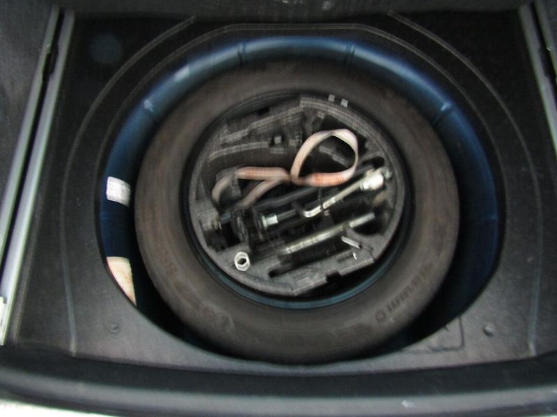 Škoda Superb (2011) 2.0 TDI CR 103kW - fotka 25 z 42