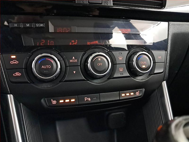Mazda CX-5 (2014) 2.0 Skyactiv-G, Tempomat - fotka 15 z 19