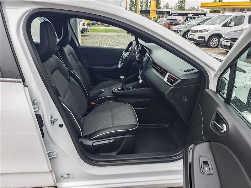 Renault Clio 1,0 TCe 90  INTENS - fotka 14 z 21