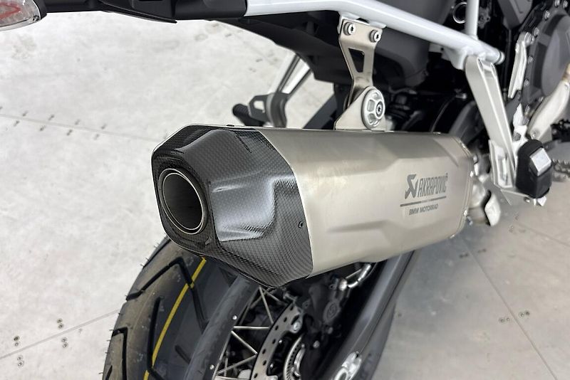 BMW F 900 GS - fotka 6 z 13