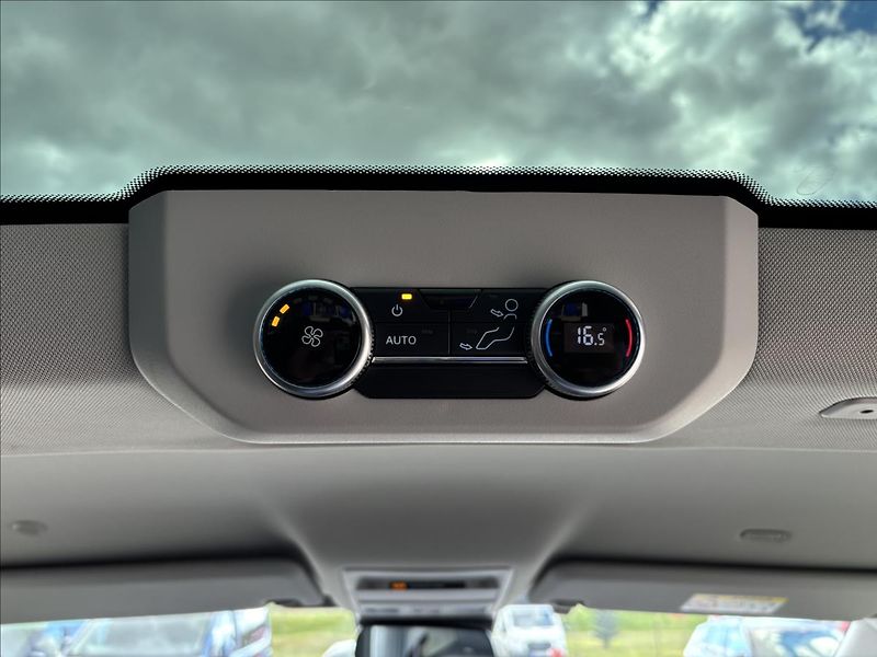Ford Tourneo Custom 2,5 PHEV 171kW Titanium X L1 - fotka 25 z 59