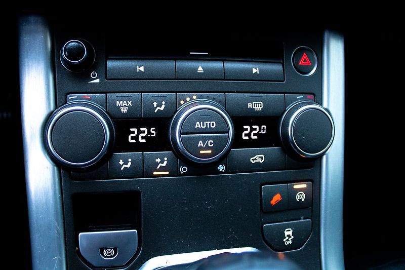 Land Rover Range Rover Evoque - fotka 12 z 14