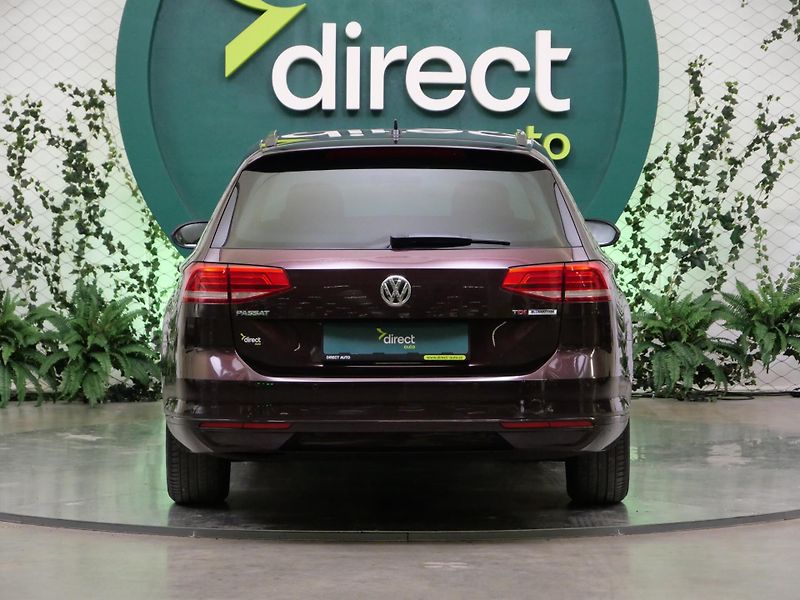 Volkswagen Passat - fotka 6 z 25
