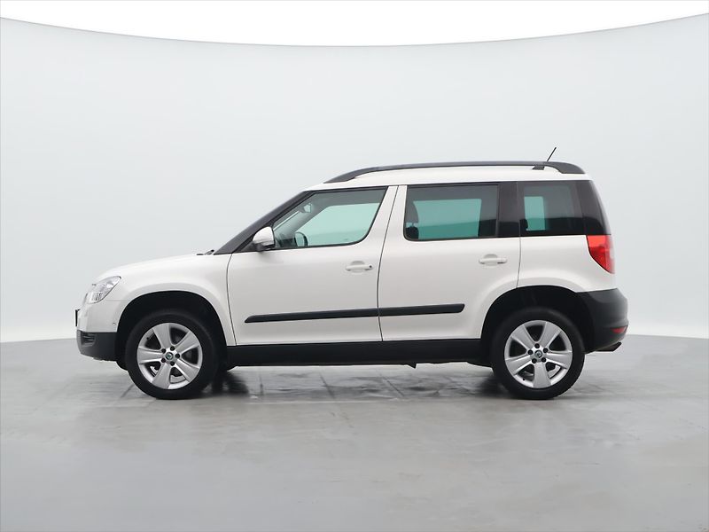 Škoda Yeti 2,0 TDI 103kW DSG 4x4 DPH - fotka 4 z 28