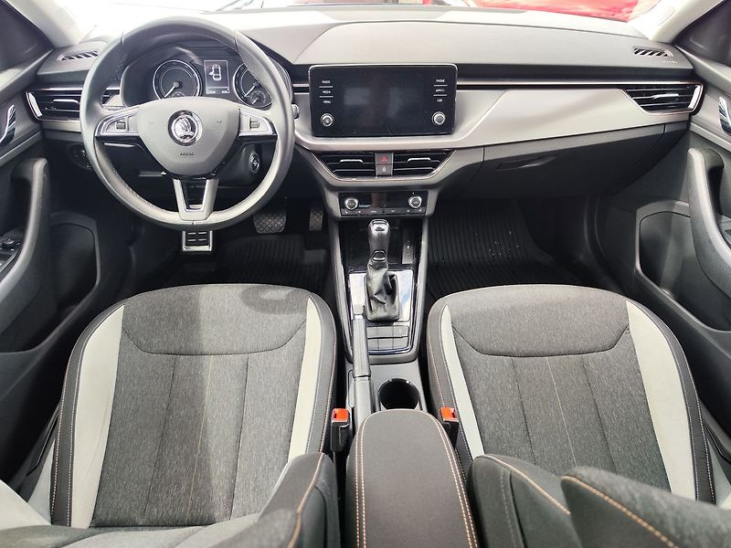 Škoda Scala 1.5 TSi/110kW Style DSG ČR - fotka 11 z 27