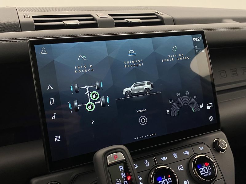 Land Rover Defender (2026) P635 OCTA BLACK AWD - fotka 42 z 74
