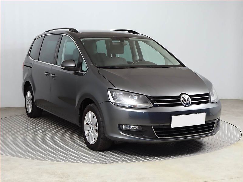 Volkswagen Golf (2017) 1.6 TDI, Navi, Tempomat - fotka 1 z 17