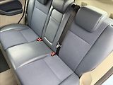 Ford Focus 1.6 Ghia - náhled 14