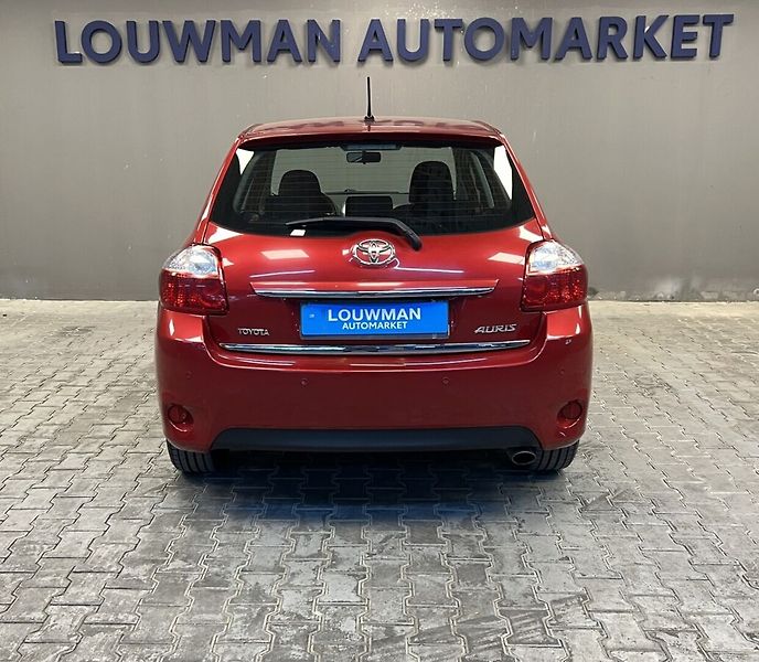 Toyota Auris 1,6 VVTi Luna - fotka 14 z 16