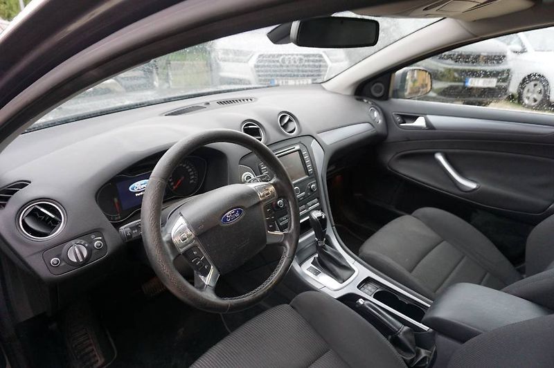 Ford Mondeo (2009) 2,0 176 KW - fotka 21 z 37
