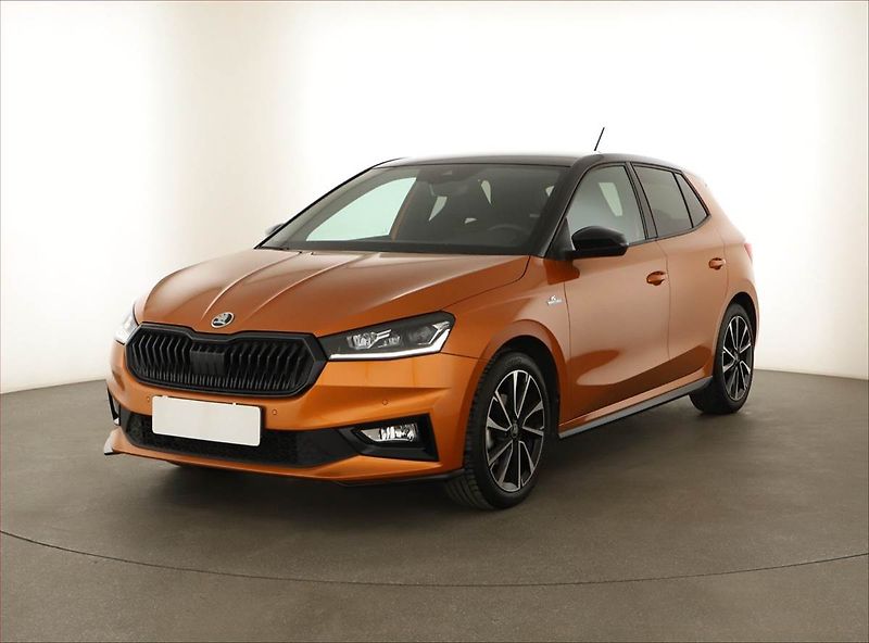Škoda Fabia (2025) 1.0 TSI, Monte Carlo, FullLed - fotka 2 z 21