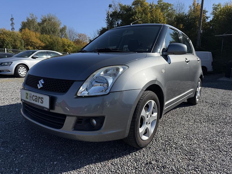 Suzuki Swift 1.3 68kW Klima ČR - fotka 1 z 16