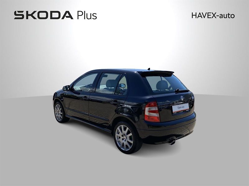 Škoda Fabia (2006) 1.9 TDI RS - fotka 23 z 24