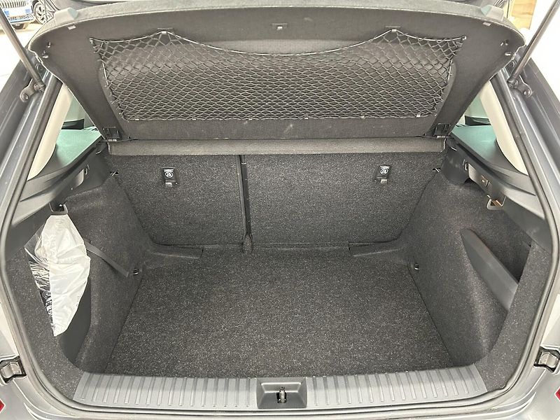 Škoda Kamiq 1.5 TS Top selection - fotka 27 z 28