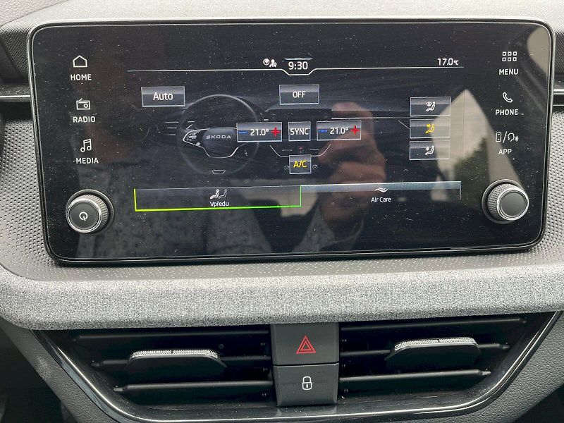 Škoda Scala (2025) 1.0 TSI 85kW Top Selection - fotka 15 z 26