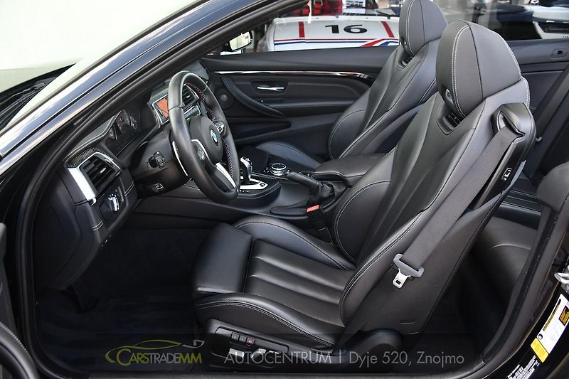BMW M4 3.0 317kW HUD LED DPH - fotka 18 z 57