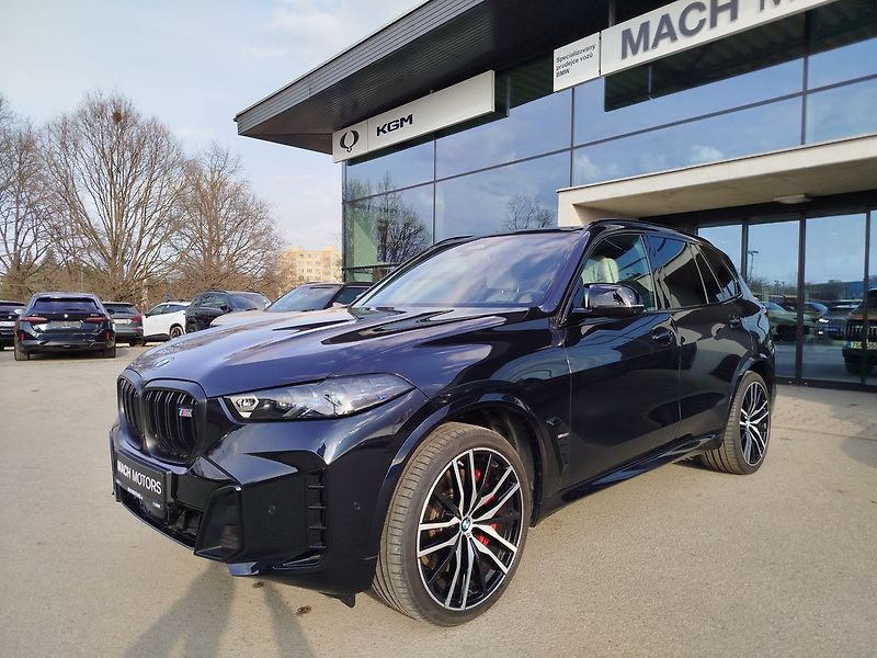 BMW X5 M60i - fotka 3 z 29