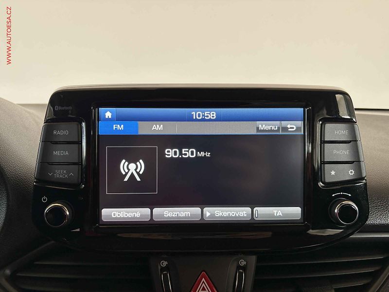 Hyundai i30 (2019) 1.4 T-GDi, 1.maj,ČR, Trikolor - fotka 11 z 15