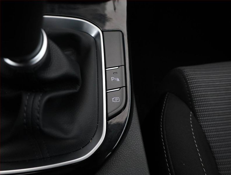 Hyundai i30 (2026) 1.0 T-GDI, Comfort, Navi - fotka 16 z 19