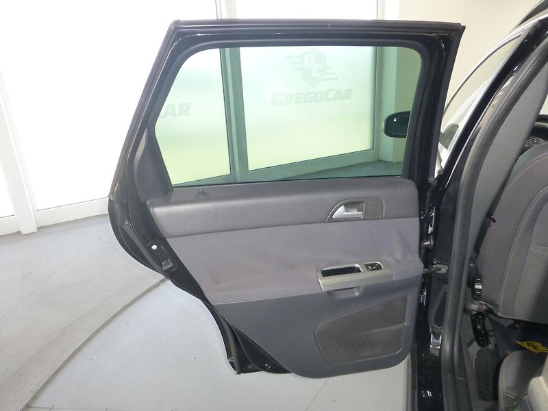 Volvo V50 (2007) 1,8-92KW**DIGIKLIMA**ALU KOLA - fotka 12 z 24