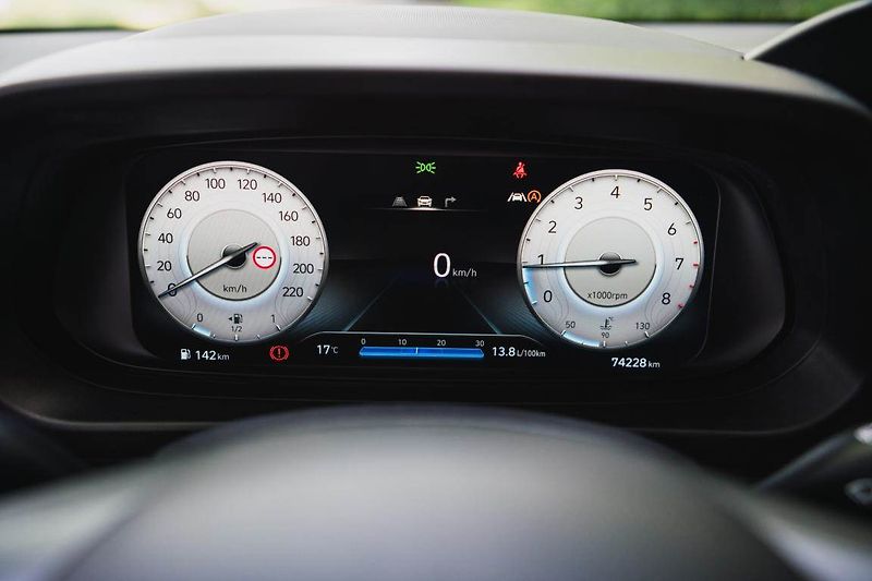 Hyundai Bayon (2022) Style 1.0 T-GDI, Serv.kniha - fotka 16 z 31