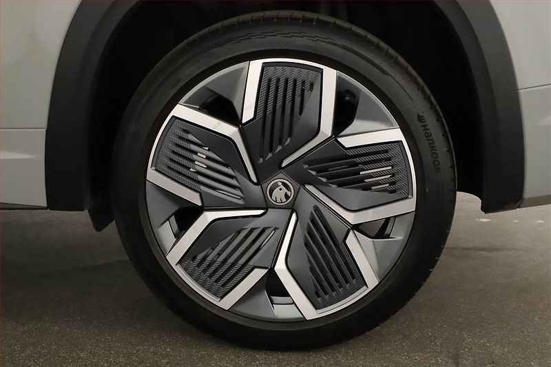Škoda Kodiaq (2025) 2.0 TDI, SPORTLINE, KEYLESS - fotka 19 z 19
