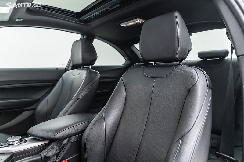 BMW Řada 2 M235i xDrive*Remus - fotka 8 z 40