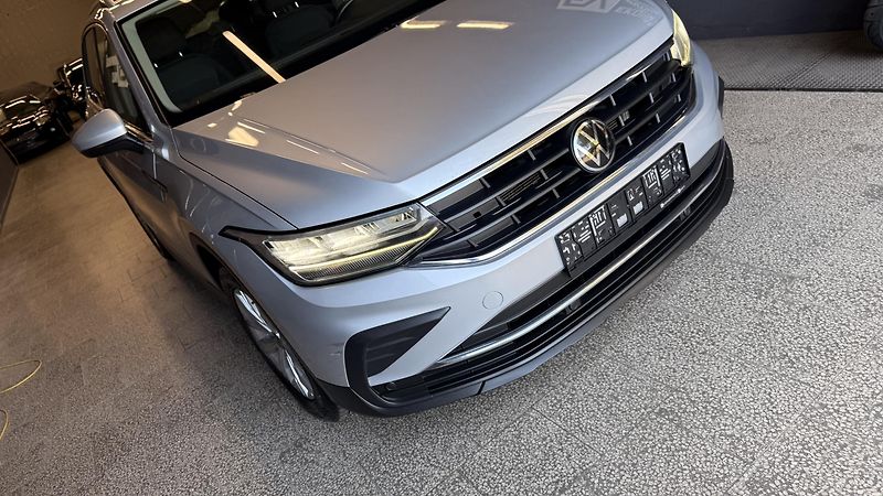 Volkswagen Tiguan (2022) 2.0 TDI,LIFEREZERVOVÁNO - fotka 29 z 40