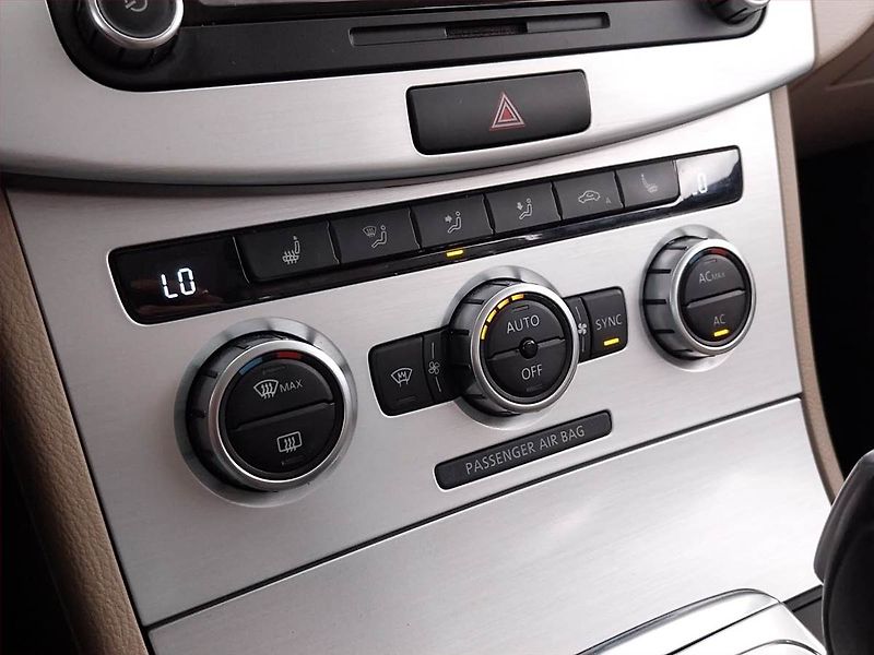 Volkswagen CC (2012) Comfortline 2.0 TDI, Automat - fotka 20 z 21