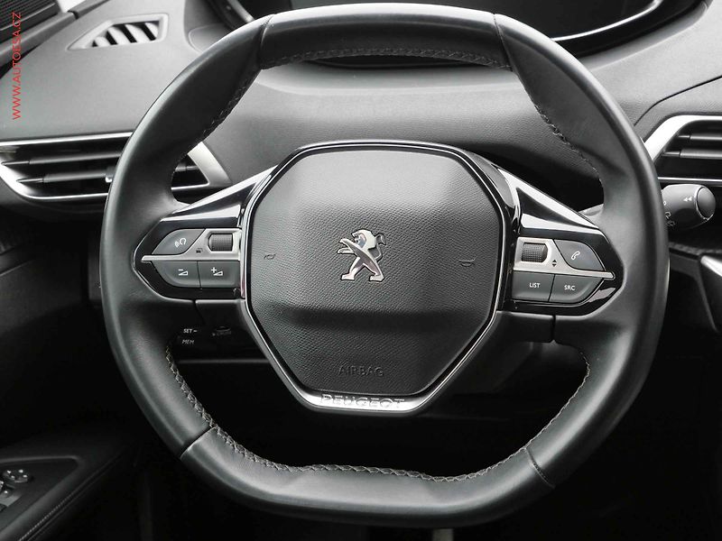 Peugeot 5008 (2020) 1.5 HDi, 1.maj,ČR, Allure - fotka 15 z 24