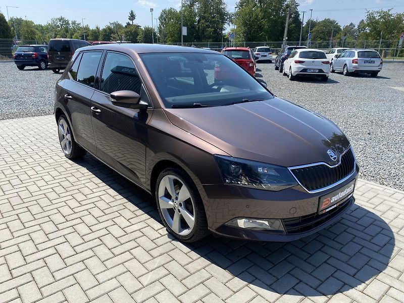 Škoda Fabia 1.2 TSI 81kW -STYLE -LED -DSG - fotka 6 z 46