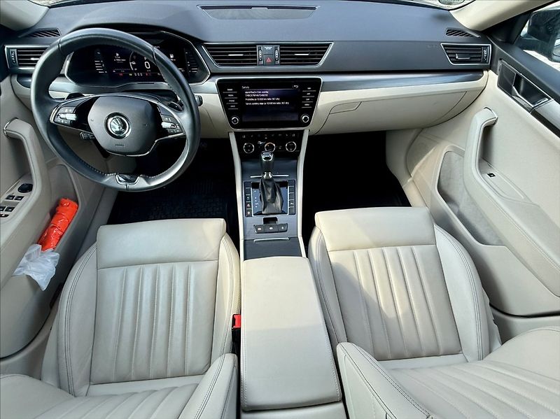 Škoda Superb 2,0 TDI STYLE 4X4 147KW WEBAST - fotka 7 z 13