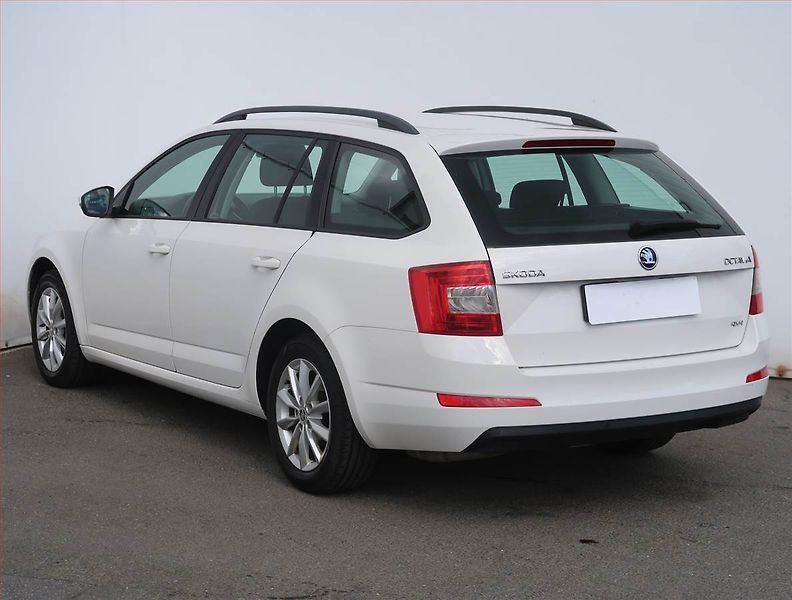Škoda Octavia (2015) Ambition 1.6 TDI 4x4, 4X4 - fotka 4 z 18